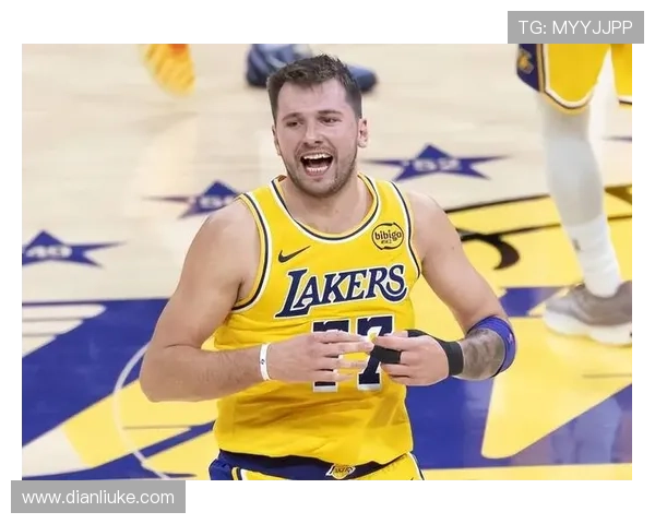 八村称首节被换下场时才意识到东契奇已砍下17分 震惊之情溢于言表